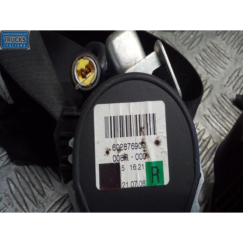 MERCEDES-BENZ KIT CINTURE DI SICUREZZA MERCEDES-BENZ Classe A (W169) 2004>2008 usato