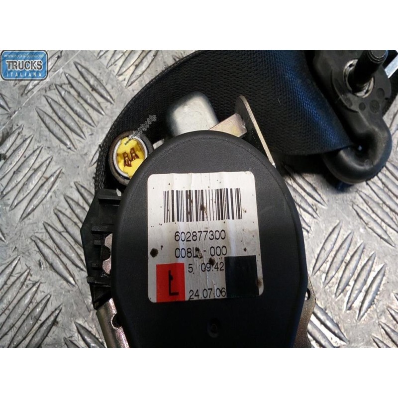 MERCEDES-BENZ KIT CINTURE DI SICUREZZA MERCEDES-BENZ Classe A (W169) 2004>2008 usato