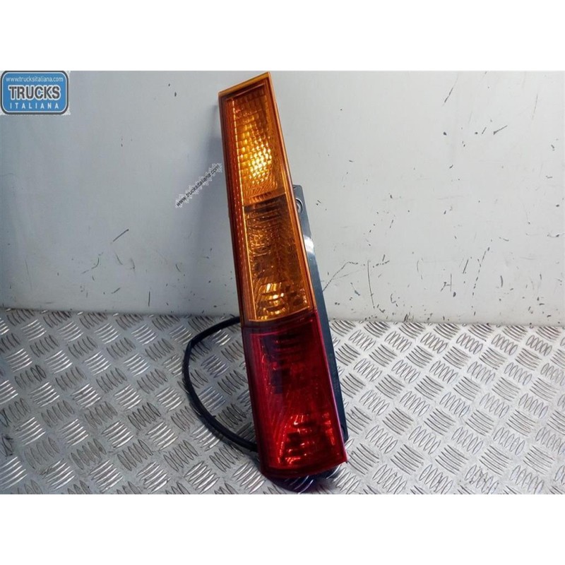 SUZUKI FARO POSTERIORE ESTERNO SINISTRO SUZUKI Ignis 2003>2007 usato