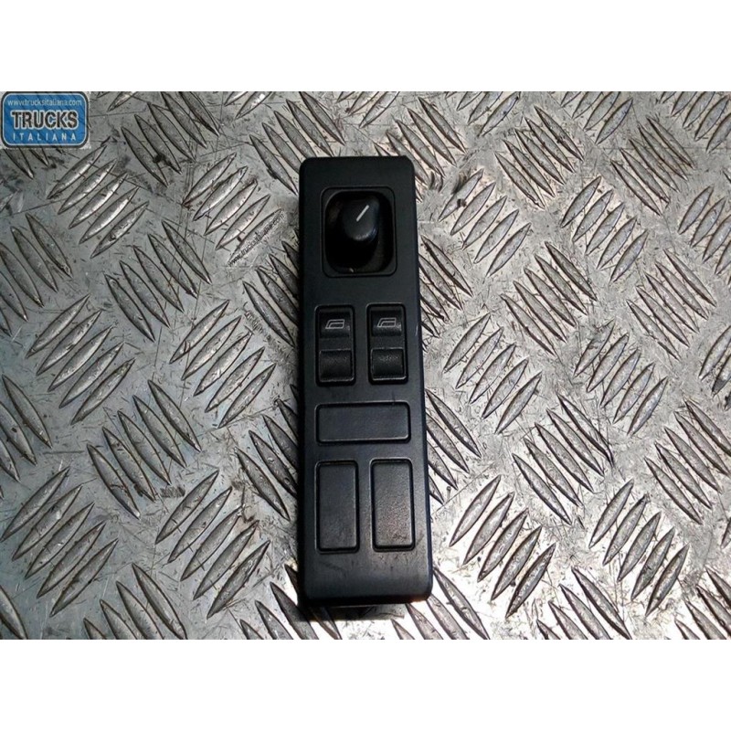 MERCEDES-BENZ van INTERRUTTORI E PULSANTI ALZAVETRI MERCEDES-BENZ van Vito-V (W638) 1997>2002 usato
