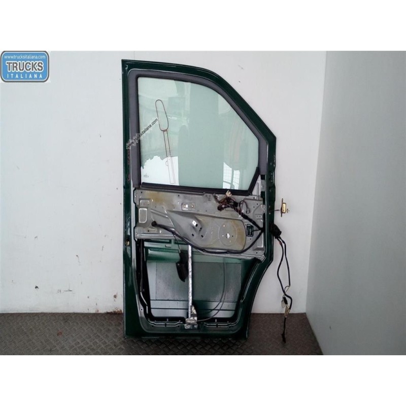 MERCEDES-BENZ van PORTA ANTERIORE SINISTRA MERCEDES-BENZ van Vito-V (W638) 1997>2002 usato