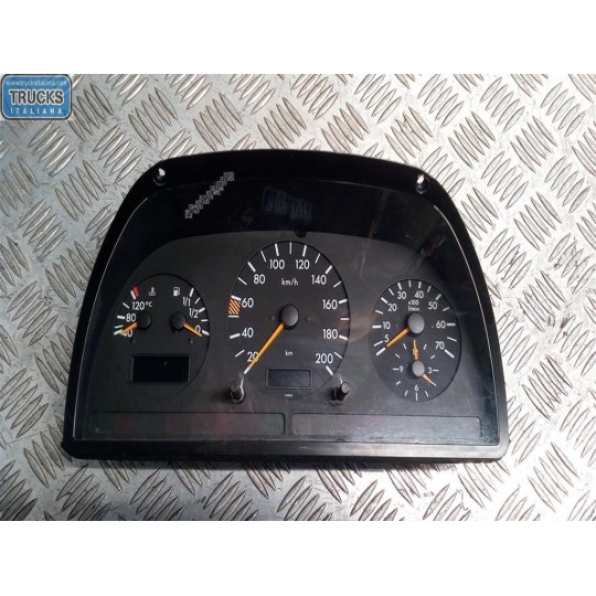 QUADRO STRUMENTI MERCEDES-BENZ van Vito-V (W638) 1997>2002 usato