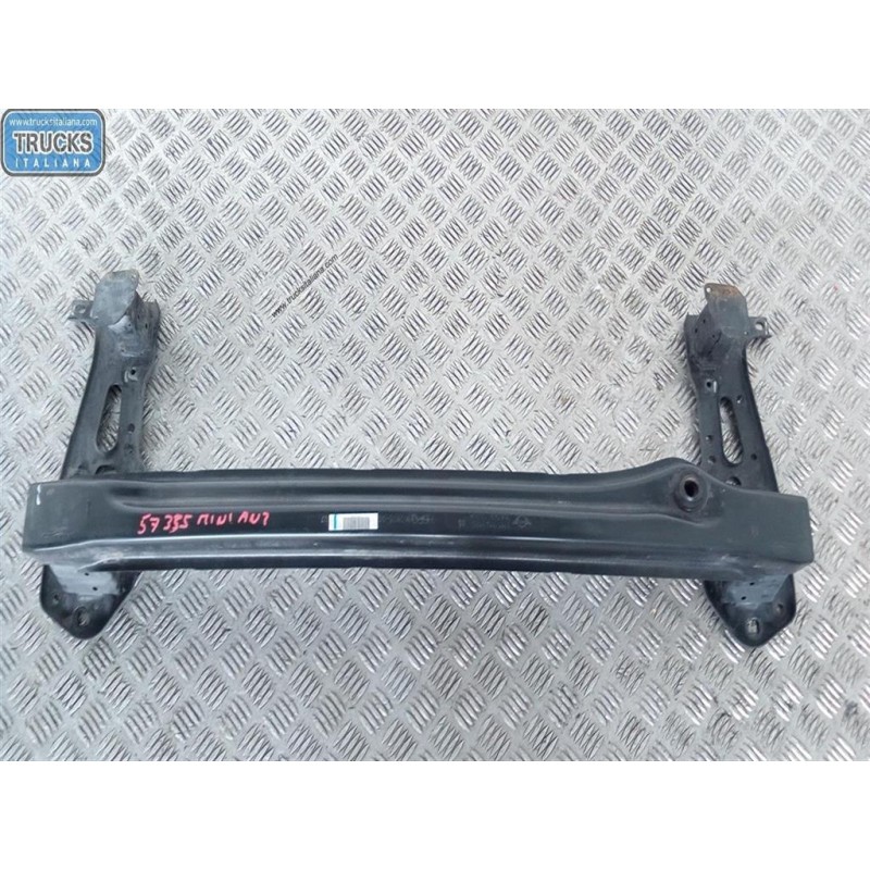 MINI TRAVERSA ANTERIORE PARAURTO MINI R56  2006>2011 usato