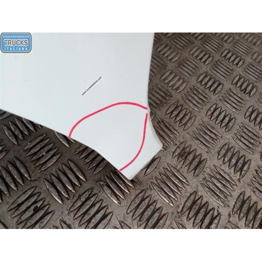 PARAFANGO ANTERIORE SINISTRO RENAULT van Master 2010>2014 usato