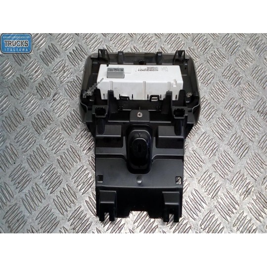 DISPLAY VARI RENAULT van Master 2010>2014 usato
