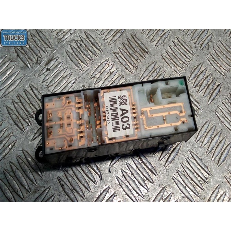 SUBARU INTERRUTTORI E PULSANTI ALZAVETRI SUBARU Legacy 2009> usato