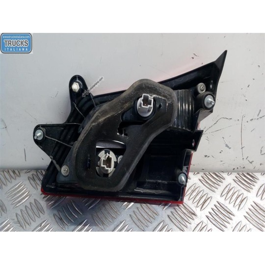 FARO POSTERIORE INTERNO SINISTRO SUBARU Legacy 2009> usato