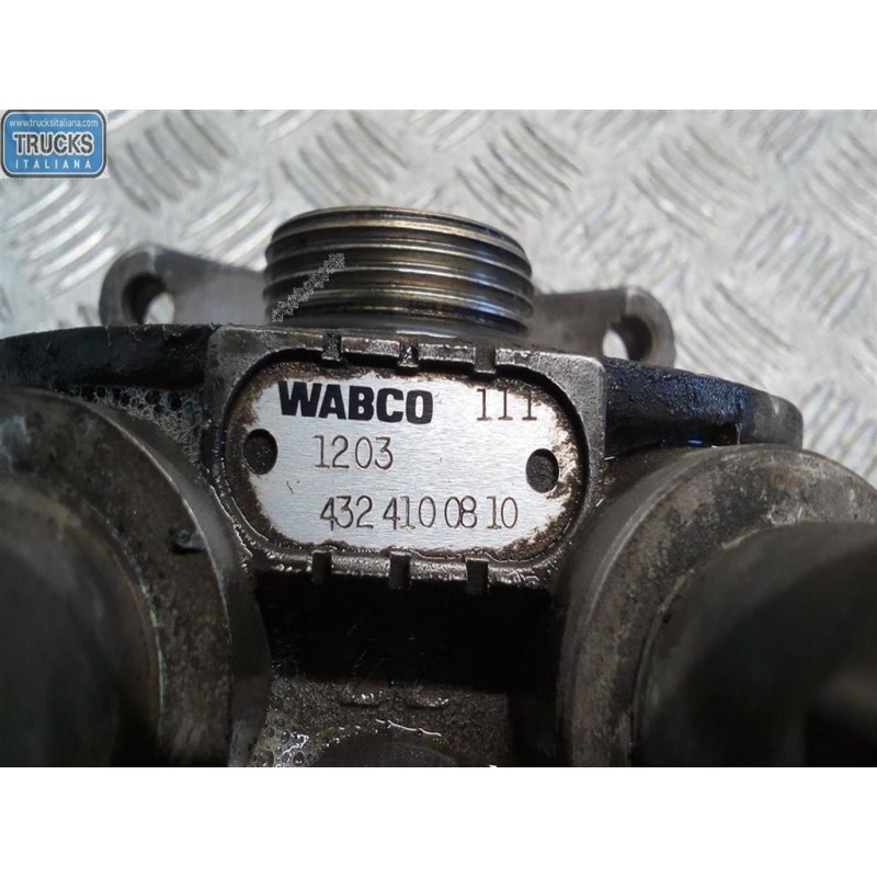 SCANIA ESSICCATORE SCANIA 164 usato