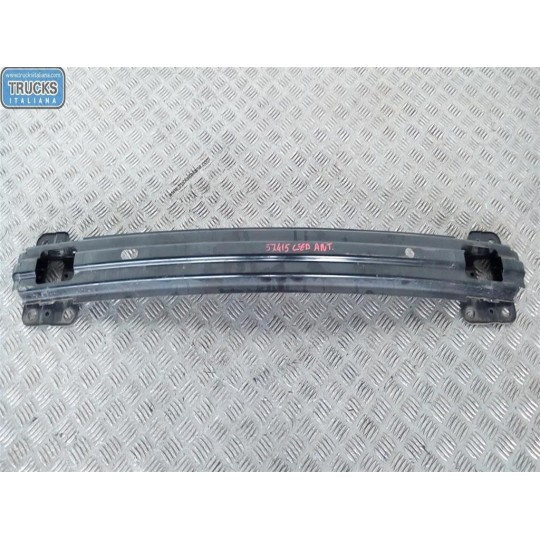TRAVERSA ANTERIORE PARAURTO KIA Cee'd 2006>2012 usato