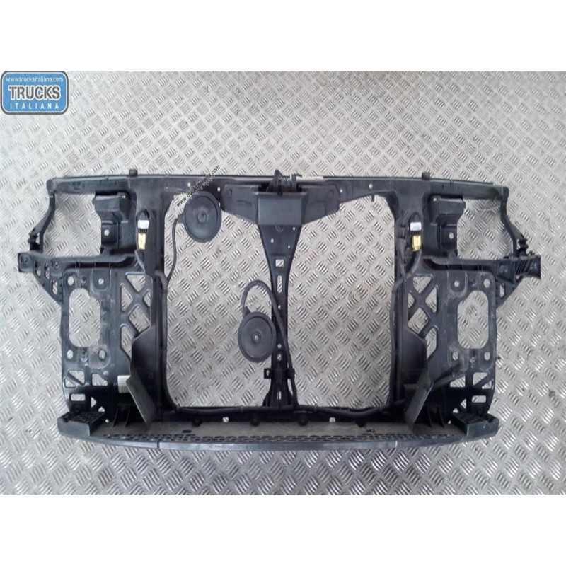 KIA RIVESTIMENTO ANTERIORE COMPLETO KIA Cee'd 2006>2012 usato