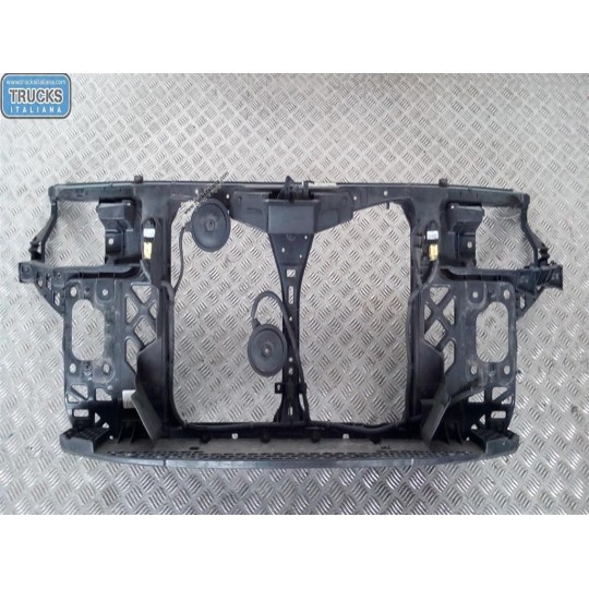 RIVESTIMENTO ANTERIORE COMPLETO KIA Cee'd 2006>2012 usato