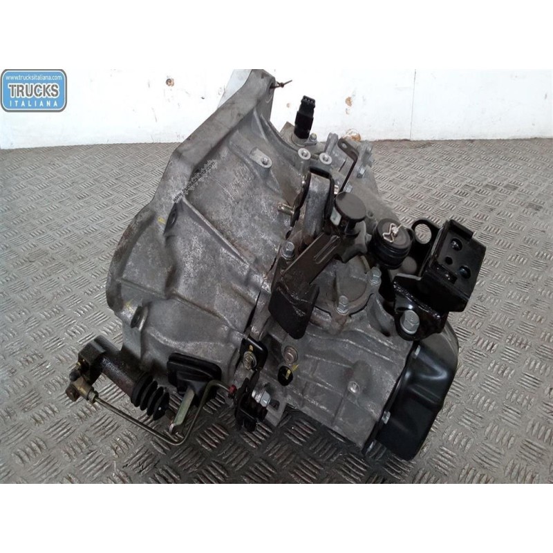 KIA CAMBIO KIA Cee'd 2006>2012 usato