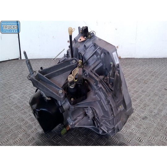 CAMBIO RENAULT Megane 2002>2006 usato