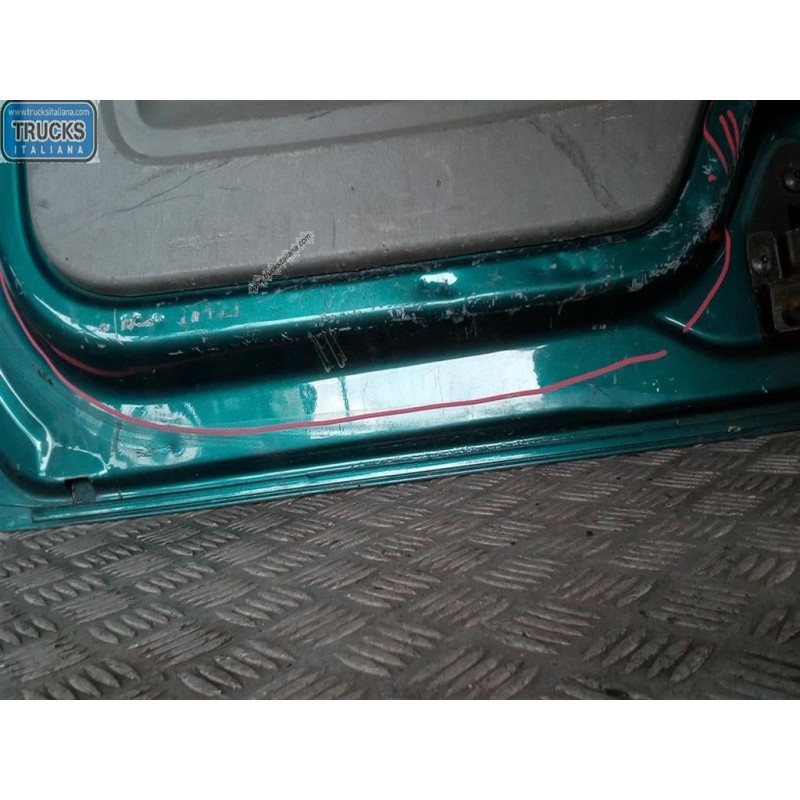 RENAULT van PORTACARICO POST DESTRO RENAULT van Trafic 2001>2007 usato