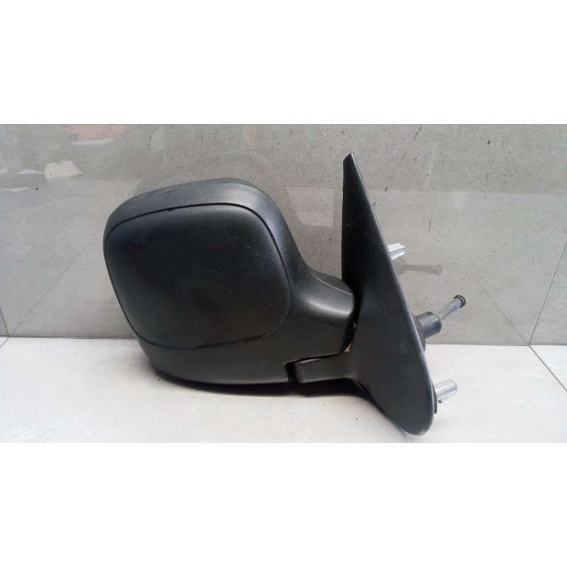 PEUGEOT REARVIEW RIGHT  PEUGEOT Partner/Ranch 1996>2002 used