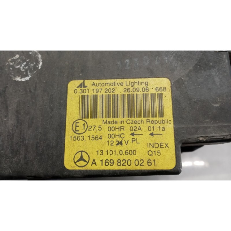 MERCEDES-BENZ RIGHT HEADLIGHT MERCEDES-BENZ Classe A (W169) 2004>2008 used