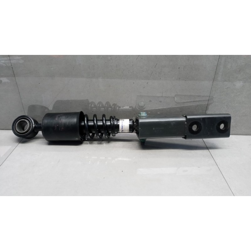MERCEDES-BENZ truck AMMORTIZZATORE CABINA MERCEDES-BENZ truck Actros euro 6 2014>2021 usato