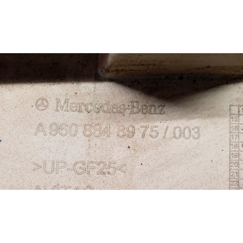 MERCEDES-BENZ truck PLASTICHE ESTERNE VARIE MERCEDES-BENZ truck Actros euro 6 2014>2021 usato