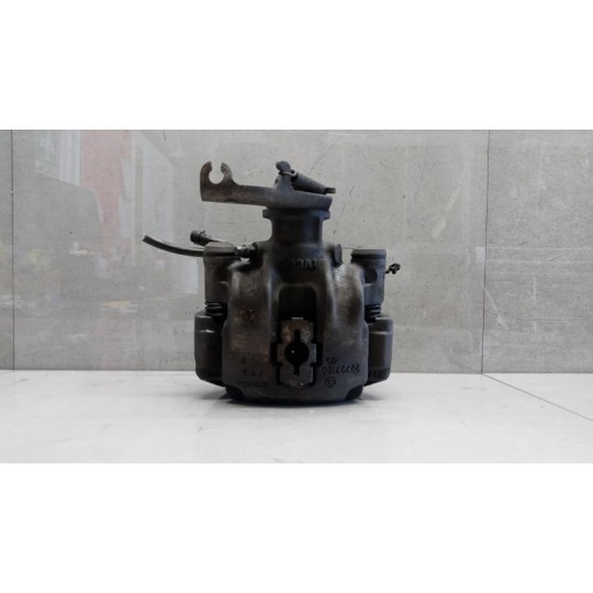 PINZA POSTERIORE DESTRA IVECO Daily 2000>2006 usato