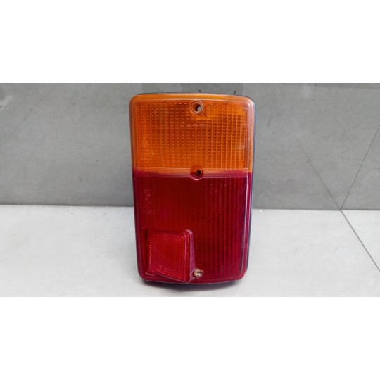 FARO POSTERIORE ESTERNO DESTRO FIAT 126 1972>2000 usato