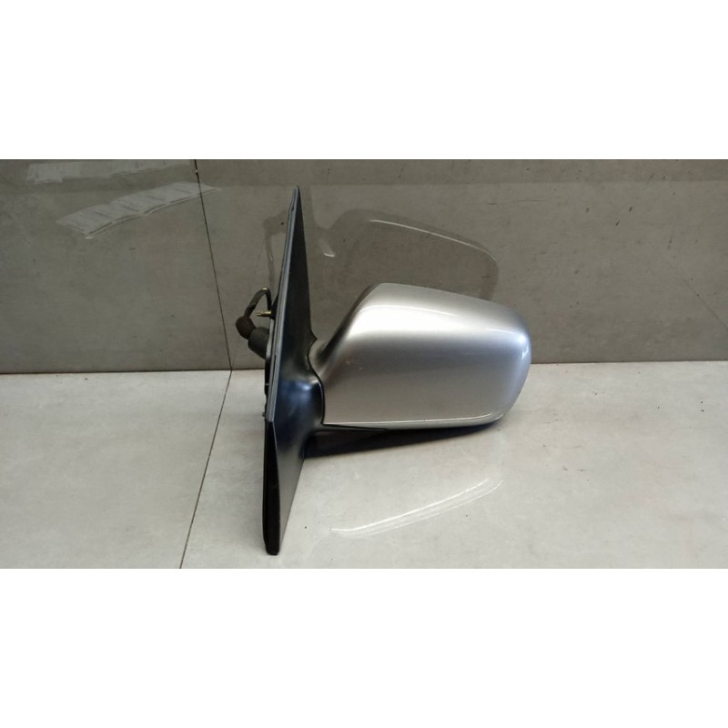 TOYOTA LEFT ELETRIC REAR-VIEW MIRROR  TOYOTA Yaris 2003>2005 used