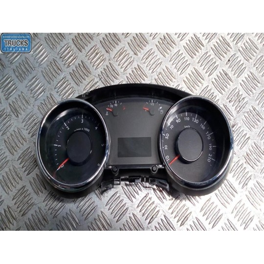 QUADRO STRUMENTI PEUGEOT 5008 2011> usato