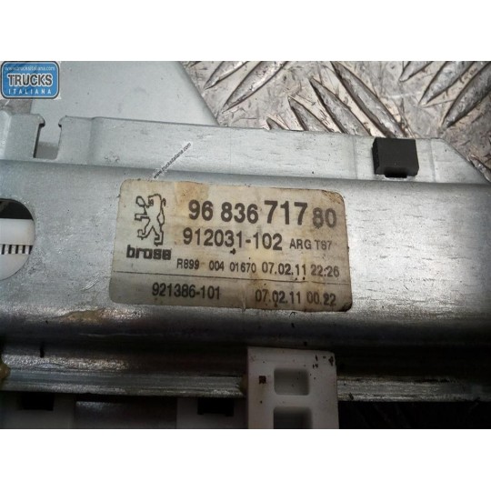 BACK LEFT POWERED WINDOWS  PEUGEOT 5008 2011> used