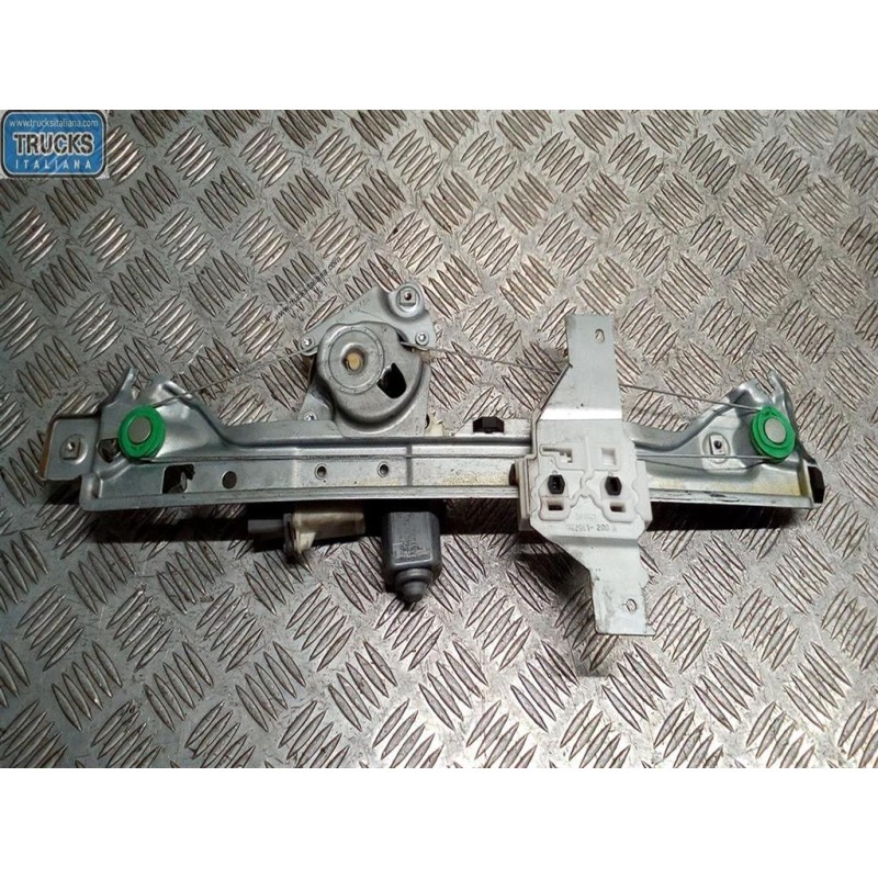 PEUGEOT ALZA VETRI POSTERIORI SINISTRO PEUGEOT 5008 2011> usato