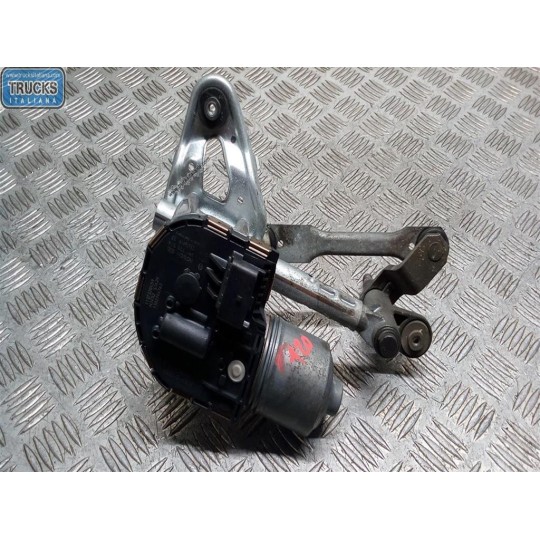 windshield wiper motor PEUGEOT 5008 2011> used