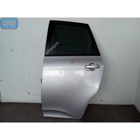 LEFT REAR DOOR  TOYOTA...