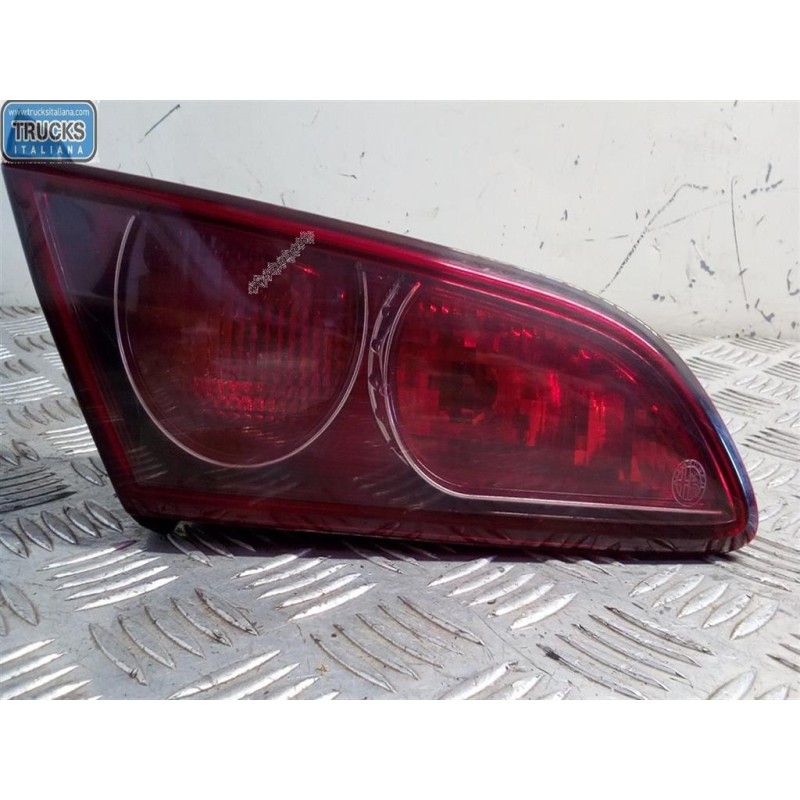 ALFA ROMEO LEFT REAR LIGHT ON BACK ALFA ROMEO 159 2005>2008 used