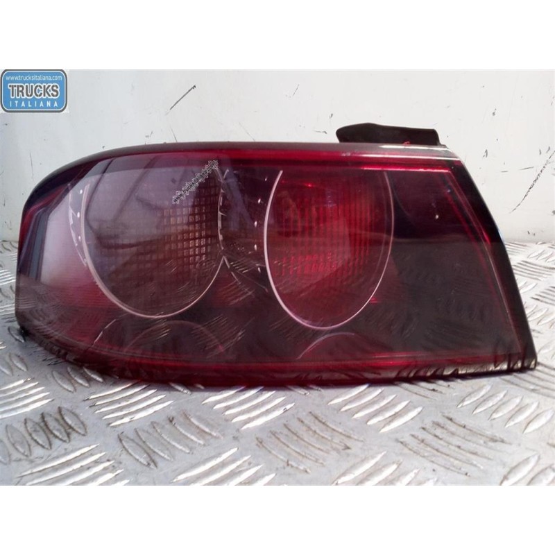 ALFA ROMEO FARO POSTERIORE ESTERNO SINISTRO ALFA ROMEO 159 2005>2008 usato