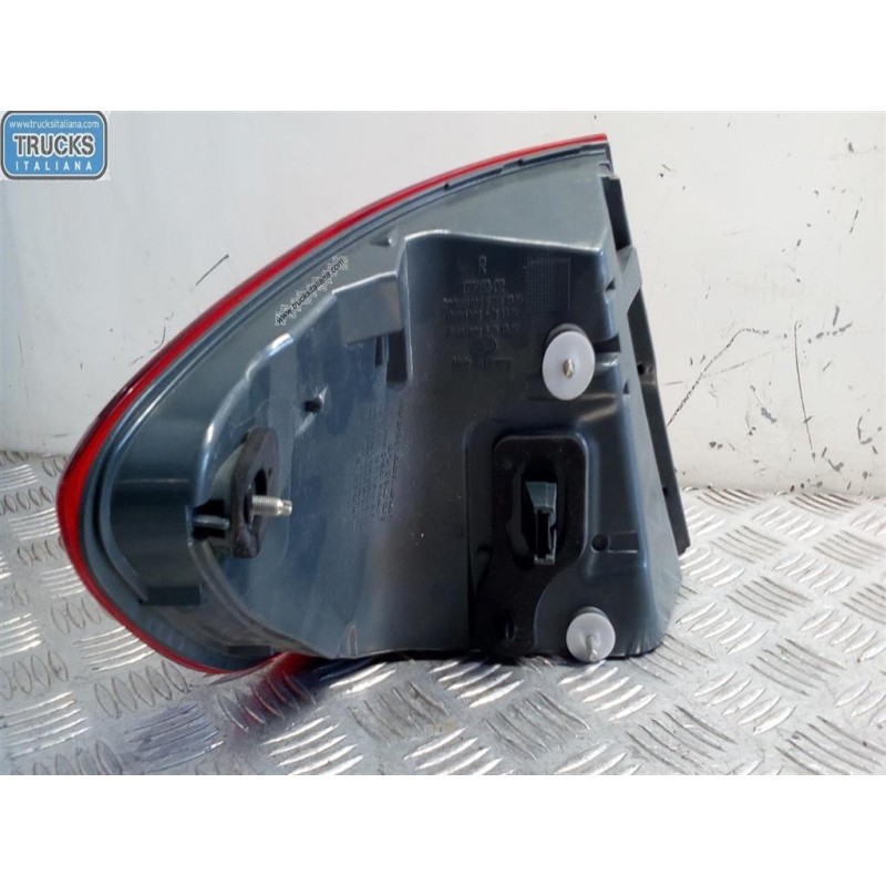 BMW FARO POST ESTERNO LED DESTRO BMW Serie 5 (F10/F11) 2010> usato