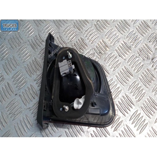 FARO POSTERIORE INTERNO DESTRO VOLKSWAGEN Tiguan 2007>2011 usato