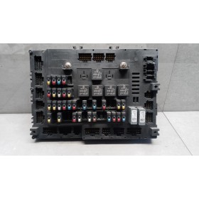 FUSE BOX MERCEDES-BENZ...