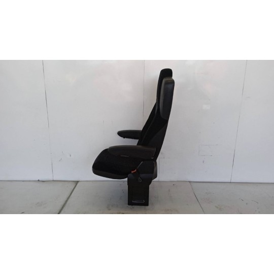 SEDILI ANTERIORI MERCEDES-BENZ truck Actros euro 6 2014>2021 usato