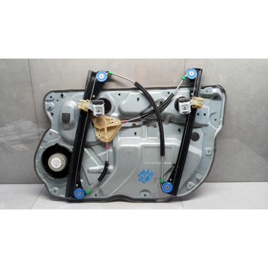 ALZA VETRI ANTERIORI SINISTRO VOLKSWAGEN Polo 2005>2009 usato