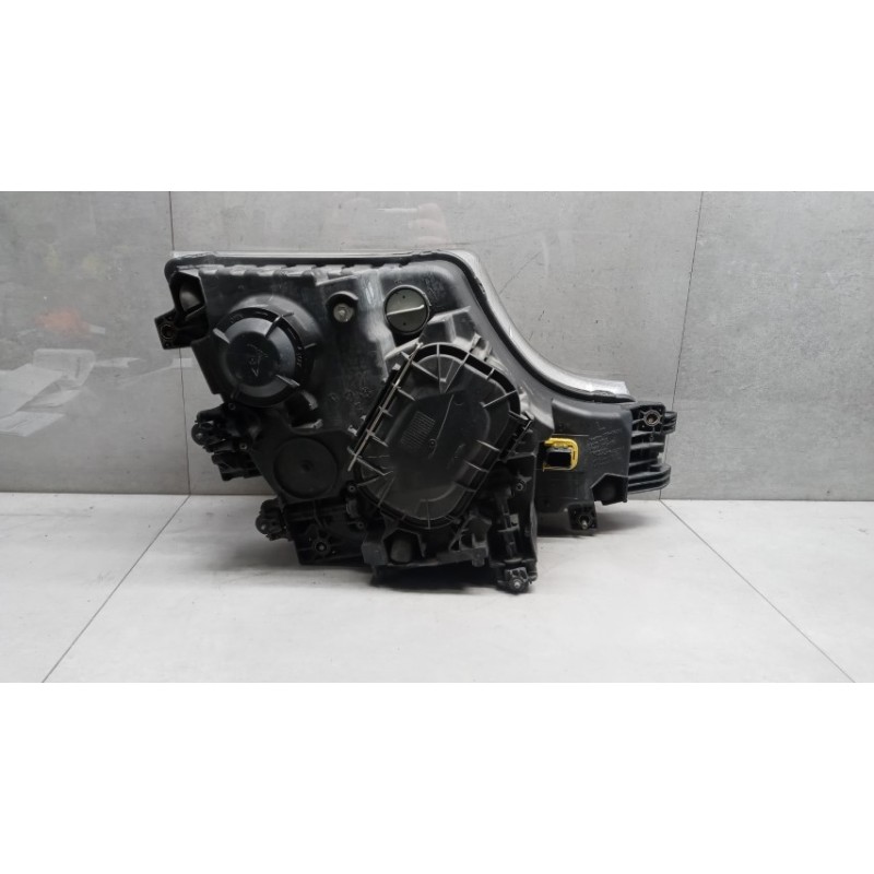 MERCEDES-BENZ truck FARO ANTERIORE SINISTRO MERCEDES-BENZ truck Actros euro 6 2014>2021 usato