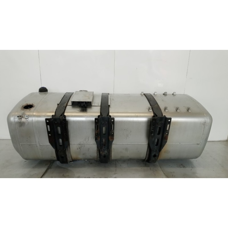 MERCEDES-BENZ truck SERBATOIO CARBURANTE MERCEDES-BENZ truck Actros euro 6 2014>2021 usato