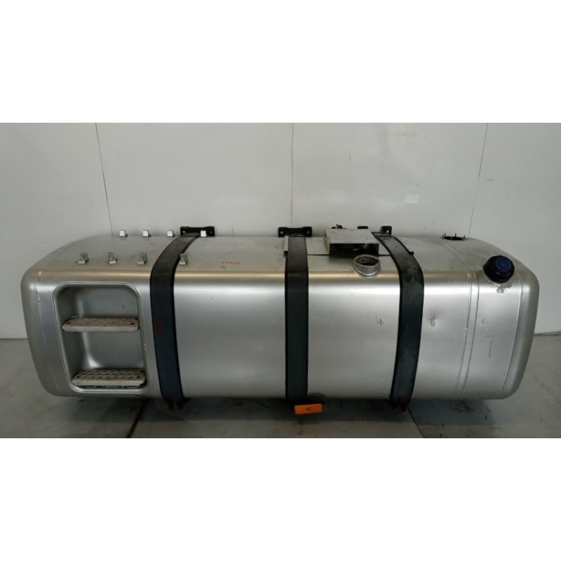 MERCEDES-BENZ truck SERBATOIO CARBURANTE MERCEDES-BENZ truck Actros euro 6 2014>2021 usato