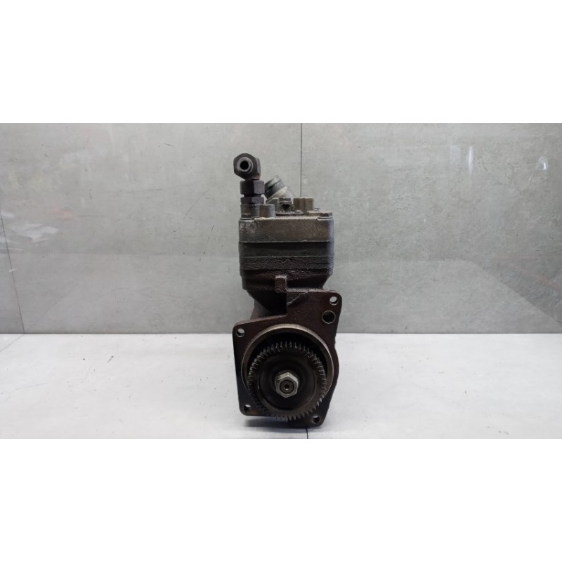 MERCEDES-BENZ truck COMPRESSORE ARIA FRENI MERCEDES-BENZ truck Actros euro 6 2014>2021 usato