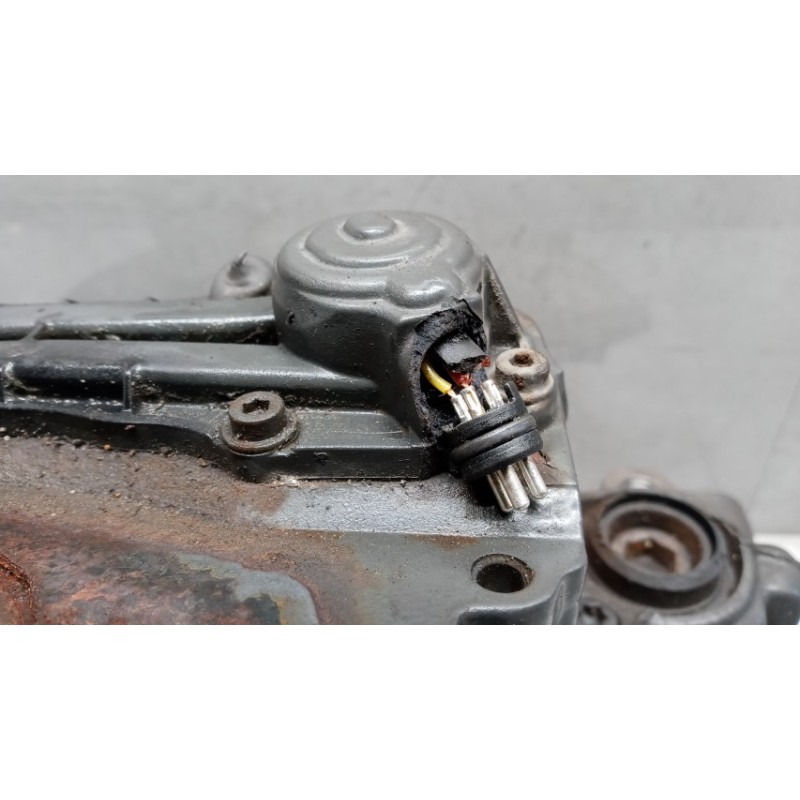 MERCEDES-BENZ truck PINZA POSTERIORE SINISTRA MERCEDES-BENZ truck Actros euro 6 2014>2021 usato