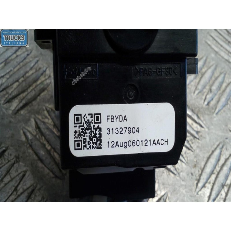 VOLVO DEVIOLUCI VOLVO V40 2012>2016 usato