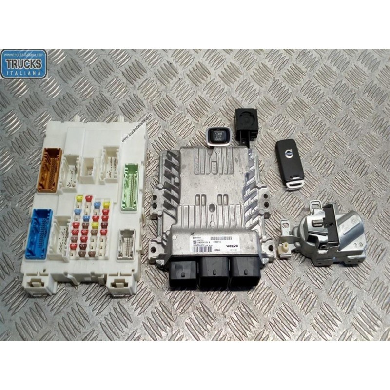 VOLVO CENTRALINA MOTORE VOLVO V40 2012>2016 usato