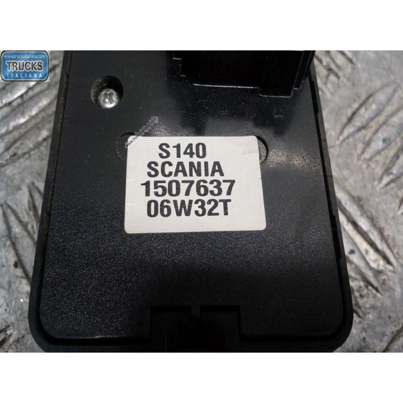 SCANIA INTERRUTTORI E PULSANTI ABITACOLO SCANIA 124 usato