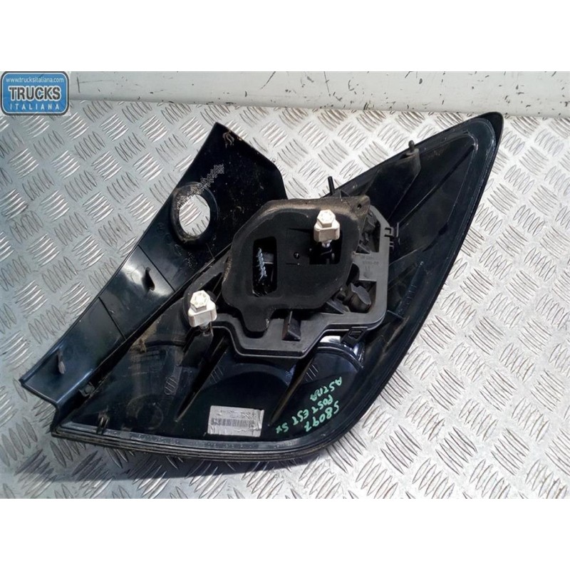 OPEL FARO POSTERIORE ESTERNO SINISTRO OPEL Astra H 2007>2010 usato