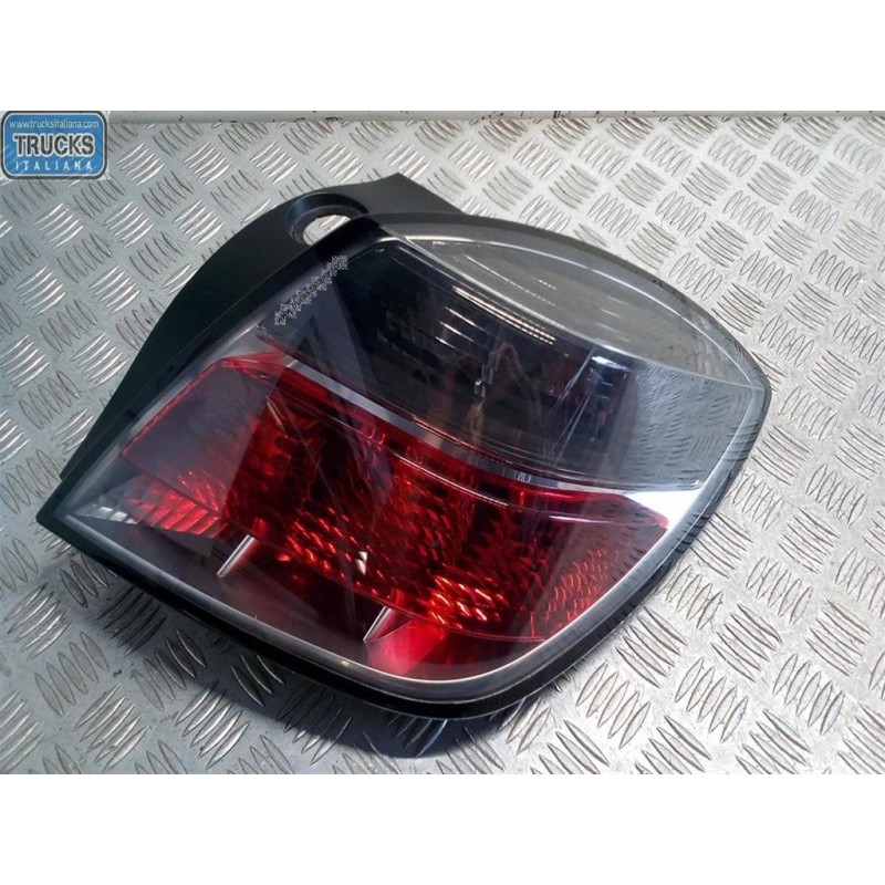 OPEL FARO POSTERIORE ESTERNO DESTRO OPEL Astra H 2007>2010 usato
