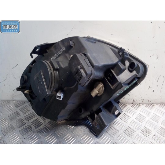 FARO ANTERIORE SINISTRO NISSAN Kubistar 2004> usato