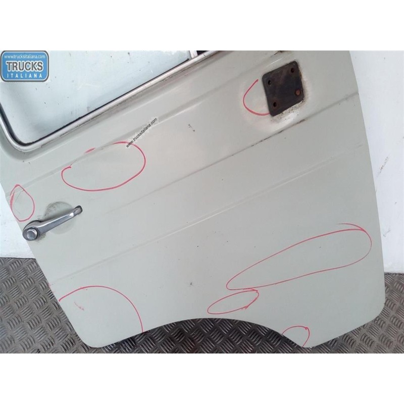 FIAT van PORTA ANTERIORE DESTRA FIAT van 238 1967>1983 usato