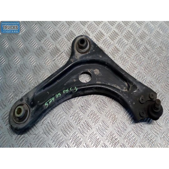 BRACCIO OSCILLANTE ANTERIORE INFERIORE DESTRO CITROEN C3 2013>2016 usato